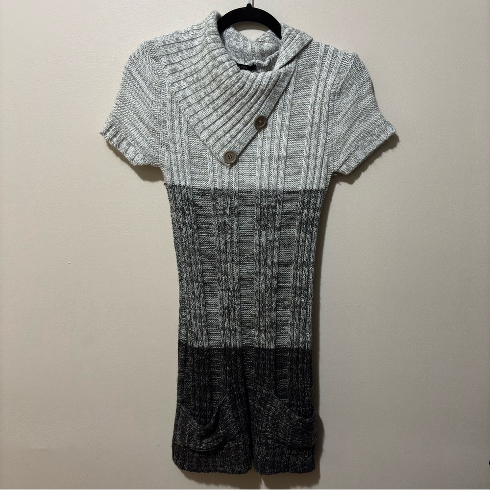 🌸Majora Gray Short Sleeve Sweater Dress